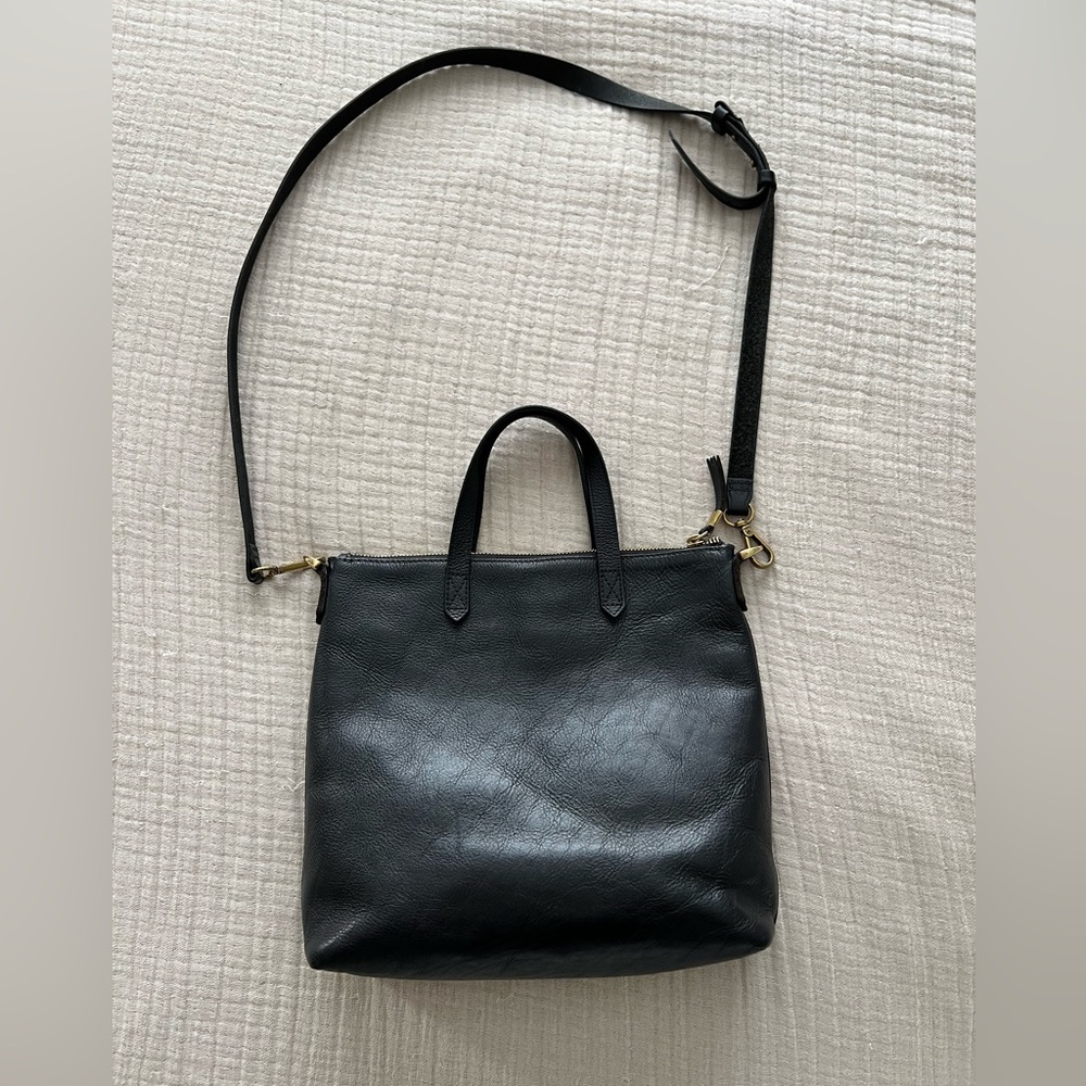 Madewell Square black bag real leather crossbody adjustable strap zip top